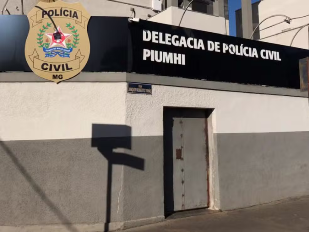 Homem em liberdade condicional é preso por matar vizinho com facada no pescoço