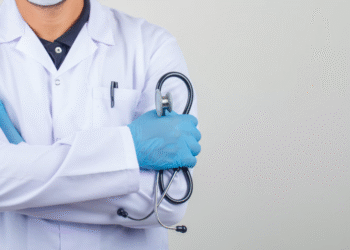 Senado aprova ‘OAB da Medicina’ após votação acirrada