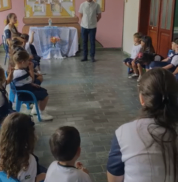 Educação e fé desde a infância: crianças vivenciam o significado da Quarta-feira de Cinzas no Instituto Educacional Sagrada Família de Nazaré