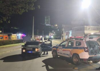 Homem com mandado de prisão em aberto é preso pela PM em Formiga