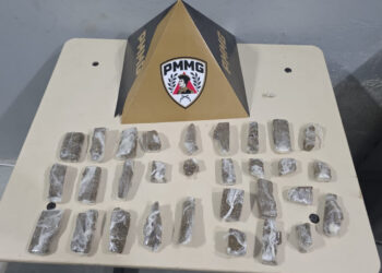 Menores são apreendidos com drogas durante ação da Polícia Militar em Formiga