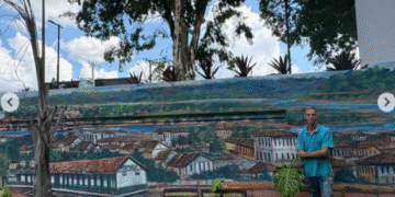 Prefeitura de Formiga revitaliza Praça São Vicente Férrer com intervenção artística