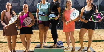 Nesse sábado no Clube Centenário de Formiga aconteceu a 2@ etapa de Beach Tênis feminino e masculino.