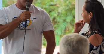 Prefeitura de Formiga orienta idosos sobre agendamento de consultas por aplicativo