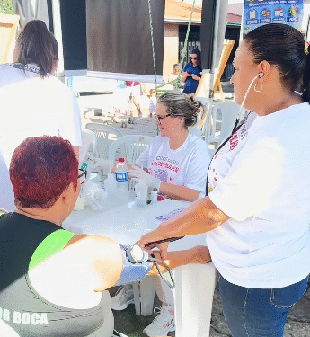 Evento Especial na Praça Tonico Rabelo Oferece Cuidado e Entretenimento às Mulheres do Município