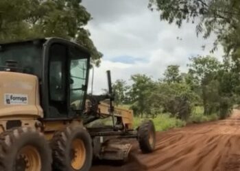 Manutenção de estradas rurais vai atender 12 comunidades de Formiga até o mês de maio