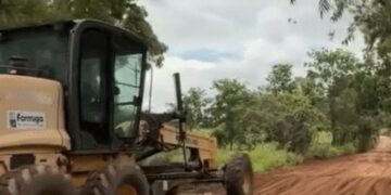 Manutenção de estradas rurais vai atender 12 comunidades de Formiga até o mês de maio