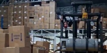 Casa da farinha: Empresa ligada a esquema de fraude bilionária de ‘e-books’ é interditada em Arcos e Lagoa da Prata