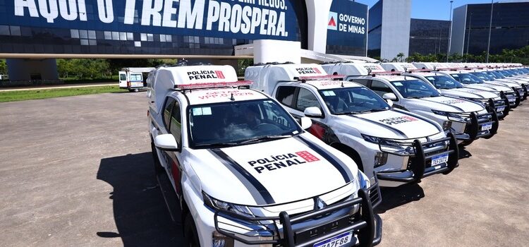 Governo entrega 15 viaturas para a Polícia Penal; penitenciária de Formiga está entre as beneficiadas