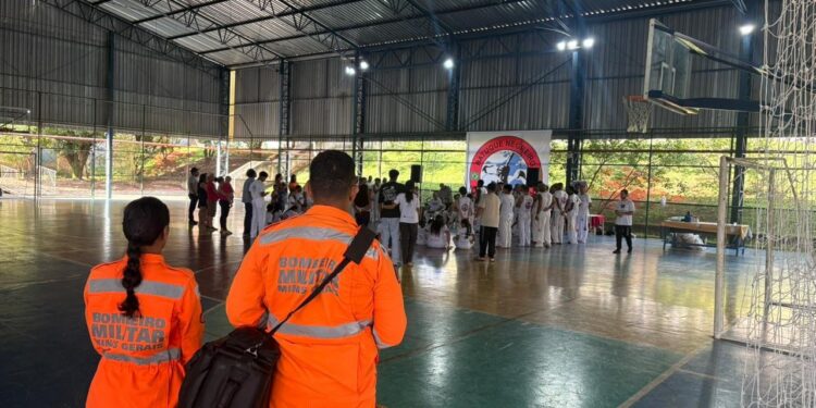 Formiga: bombeiros garantem segurança em evento de capoeira no Clube Unifor