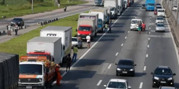 Pressionado por possível greve dos caminhoneiros, governo prepara medidas