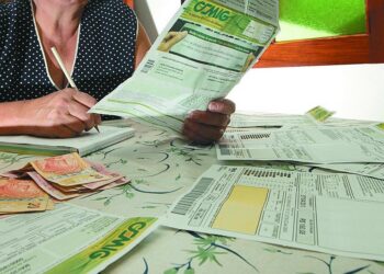 Conta de luz terá aumento médio de 8% em 2026, diz Aneel