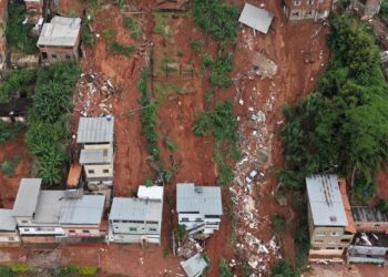 Aquecimento global deixou chuvas 20% mais fortes e agravou tragédia em MG, diz estudo internacional