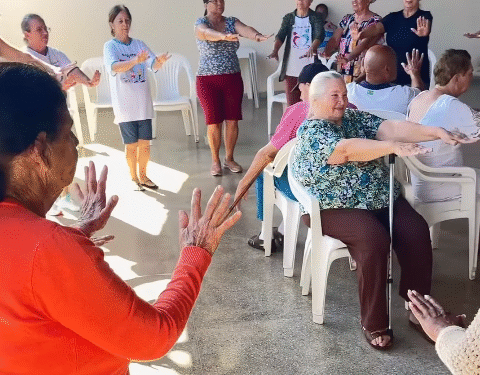 ‘Núcleo Vida Saudável’ promove aulas de dança para todas as idades em Pains