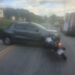 Jovem é levado ao Pronto Atendimento após colisão entre carro e moto