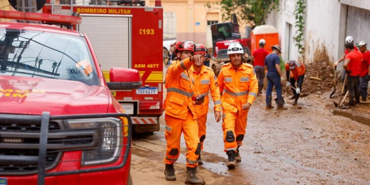 342 vagas: edital para novo concurso do Corpo de Bombeiros será publicado na segunda-feira