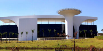 Governo de Minas anuncia recomposição salarial de 5,4% para todo o funcionalismo público do Estado