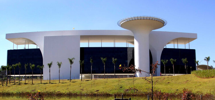 Governo de Minas anuncia recomposição salarial de 5,4% para todo o funcionalismo público do Estado