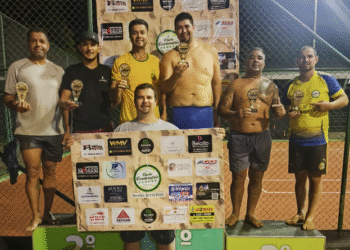 Competição de peteca reúne 24 atletas na 2ª etapa do Torneio WMV no Clube Centenário de Formiga