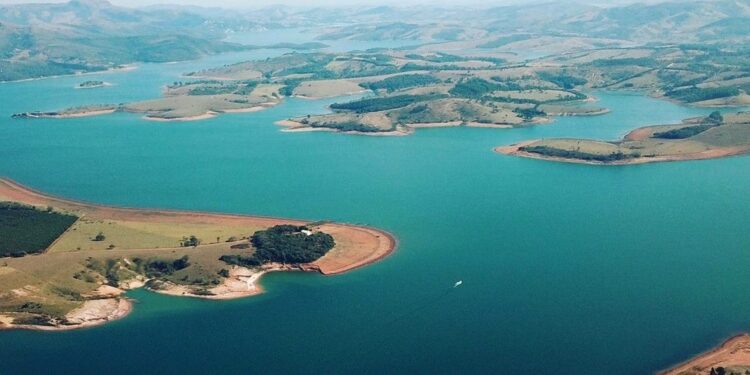 Após 60 anos, Lago de Furnas recebe primeira licença de operação ambiental do Ibama