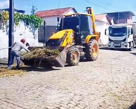Prefeitura de Formiga intensifica ações de limpeza na zona urbana e rural