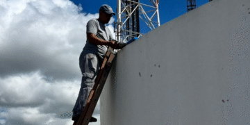 Prefeitura de Formiga realiza manutenção da iluminação do Cristo