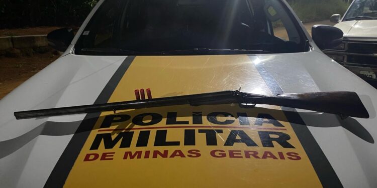 Homem é preso por porte ilegal de arma de fogo durante operação na LMG-893, em Formiga