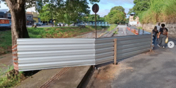 Avenida José Arantes recebe reforço na sinalização de barreiras de segurança