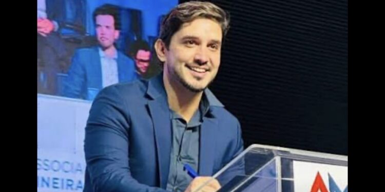 Prefeito de Iguatama assume presidência da AMM com foco no fortalecimento dos municípios