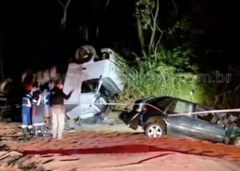 Grave acidente na BR-262 deixa três mortos e dois feridos em Luz