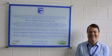 Marco Antonio Leão se despede da reitoria do Unifor- MG sob aplausos e homenagem histórica