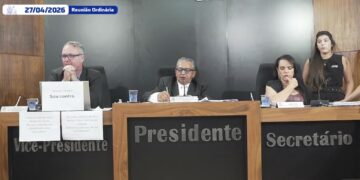 Reforma administrativa é aprovada na Câmara de Formiga e gera debate sobre vale-alimentação