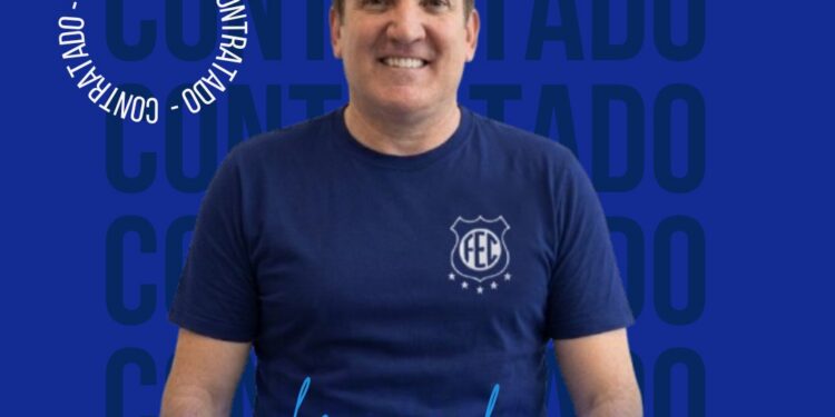 Formiga Esporte Clube contrata Roberto Gaúcho como novo técnico