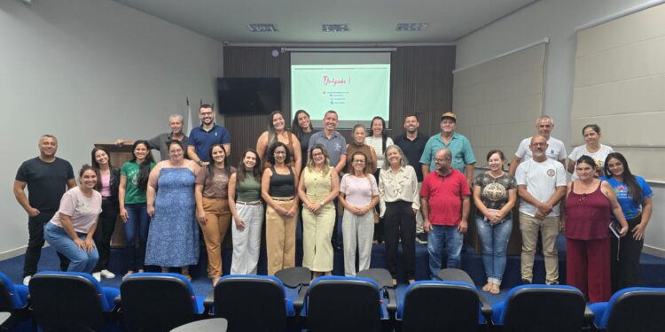 Câmara de Córrego Fundo promove capacitação sobre emendas impositivas