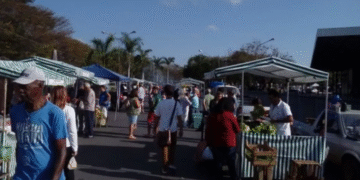 Formiga: mudança de local da feira livre é descartada após decisão dos feirantes