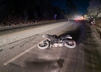 Motociclista perde controle da direção e sofre acidente na BR-354, em Arcos