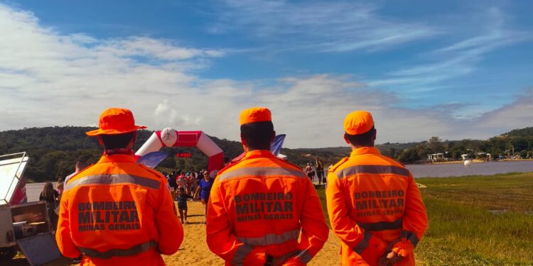 Com apoio dos Bombeiros, evento esportivo no Dia do Trabalhador ocorre sem intercorrências na Praia Popular